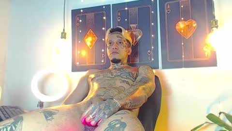 Snapshot of daimond_hope666 chatting on 02-22-25, 01:00 Daimond hope666 online show from 02-22-25, 01:00