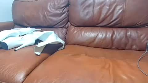 Snapshot of daisy_aqua chatting on 02-20-25, 03:12 Daisy Aqua online show from 02-20-25, 03:12