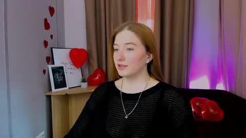 Little Di online show from 02-26-25, 01:41