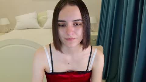 Daisy online show from 06-21-26, 04:04