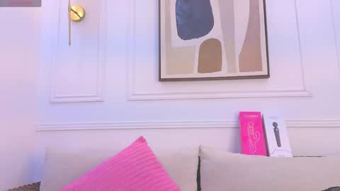 Daisy Price online show from 06-05-26, 10:43