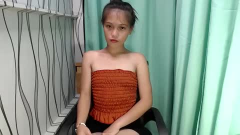 daisy_rose10 online show from 02-06-25, 10:48