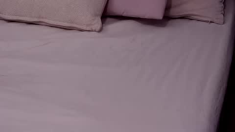 Snapshot of daisyember chatting on 09-15-25, 05:29 DaisyEmber online show from 09-15-25, 05:29