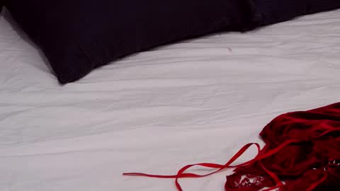 Snapshot of daisyember chatting on 09-21-25, 03:30 DaisyEmber online show from 09-21-25, 03:30