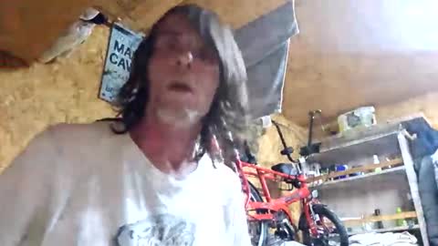 Snapshot of daiwants2fku chatting on 04-29-26, 08:48 dave online show from 04-29-26, 08:48