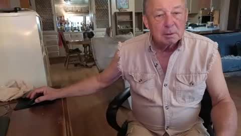 Snapshot of dakit2 chatting on 05-04-26, 02:35 dakit online show from 05-04-26, 02:35