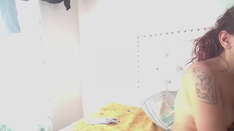 Dakota and Aron online show from 01-22-25, 06:20