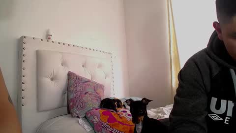 Dakota and Aron online show from 03-06-25, 07:32