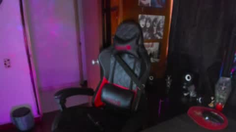 Dakota Crab online show from 01-26-25, 06:58