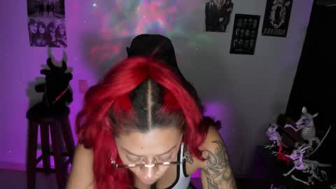 Dakota Crab online show from 11-30-25, 09:08