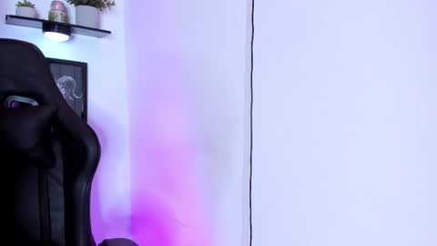 Dako online show from 11-20-25, 02:34