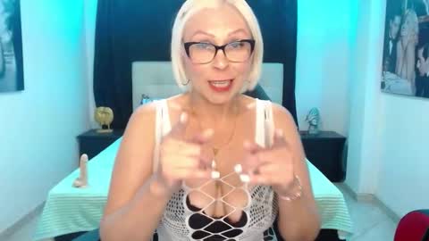 Dakota online show from 10-05-25, 01:48