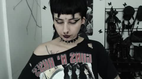 dakota online show from 10-23-25, 02:33