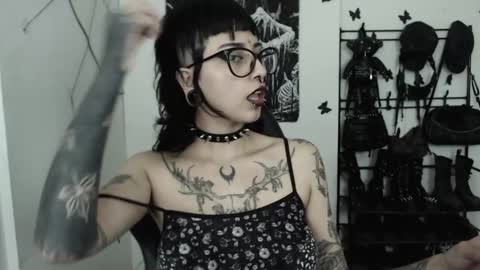 dakota online show from 10-24-25, 03:25