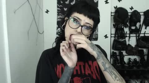 dakota online show from 12-21-25, 03:57