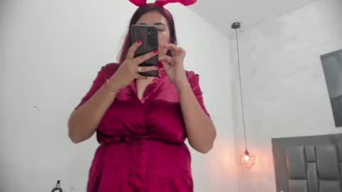 Snapshot of dakota_roussee chatting on 10-31-25, 12:06 Dakota online show from 10-31-25, 12:06