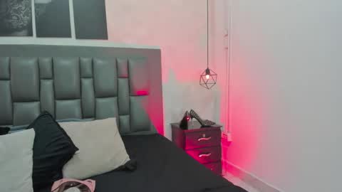 Dakota  online show from 03-04-26, 12:33