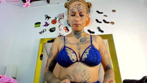 Snapshot of dakota_stream chatting on 10-29-25, 12:07 dakota_stream online show from 10-29-25, 12:07