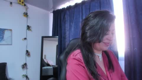 Dakotaagray online show from 04-27-26, 12:36