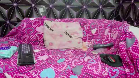 Mariana online show from 10-21-25, 09:59