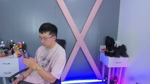 Snapshot of dakotha_90 chatting on 02-28-25, 01:36 dakotha online show from 02-28-25, 01:36