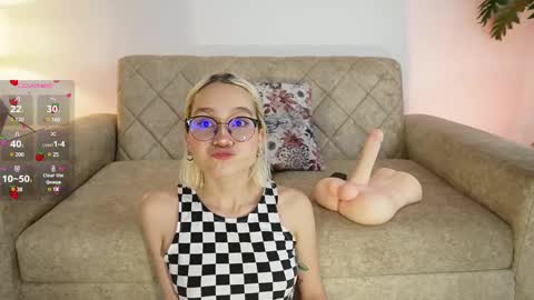 Dalahia Rush online show from 02-11-25, 08:52