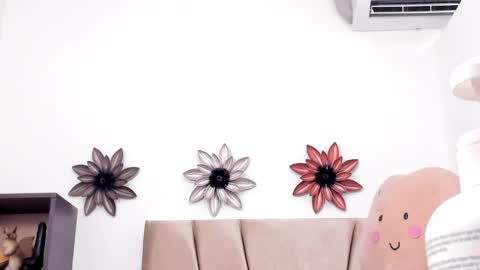 Snapshot of dalia_2 chatting on 01-23-25, 12:14 Ren online show from 01-23-25, 12:14