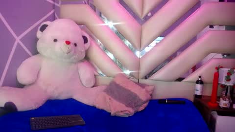     online show from 12-05-24, 04:31