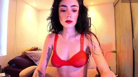 Snapshot of dalia_negra chatting on 12-13-24, 03:11 Almendra online show from 12-13-24, 03:11