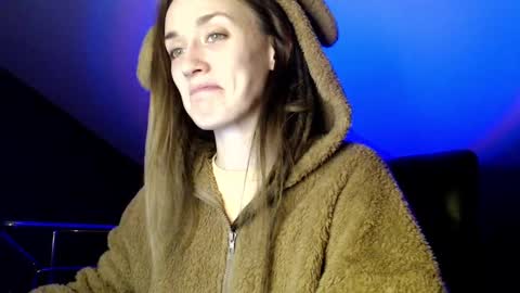 Dalia  online show from 12-03-24, 03:11