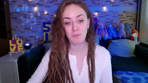 Dalia  online show from 12-19-25, 09:49