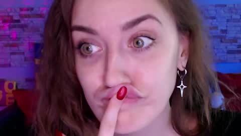 Dalia  online show from 04-28-26, 10:31