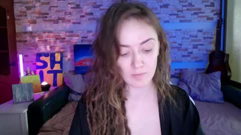 Snapshot of dalia_peach chatting on 05-28-26, 11:07 Dalia online show from 05-28-26, 11:07