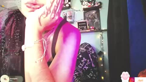 Snapshot of dalia_vorhees chatting on 12-19-24, 11:03 dalia_vorhees online show from 12-19-24, 11:03