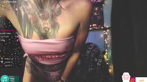 Snapshot of dalia_vorhees chatting on 12-28-24, 03:26 dalia_vorhees online show from 12-28-24, 03:26