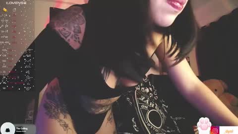 Snapshot of dalia_vorhees chatting on 01-21-25, 03:37 dalia_vorhees online show from 01-21-25, 03:37