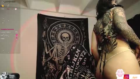 Snapshot of dalia_vorhees chatting on 02-21-25, 04:07 dalia_vorhees online show from 02-21-25, 04:07