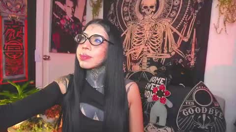 dalia_vorhees online show from 06-18-26, 02:12