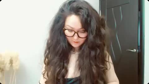 Snapshot of dalidayes chatting on 11-27-25, 07:32 Dali online show from 11-27-25, 07:32