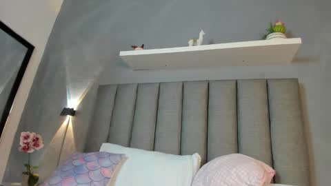 Dalila online show from 02-28-25, 09:04