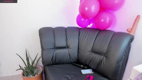 Dalila Lu online show from 04-21-26, 03:50