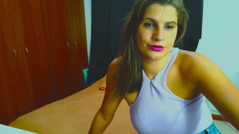 Dalila online show from 09-30-25, 05:12