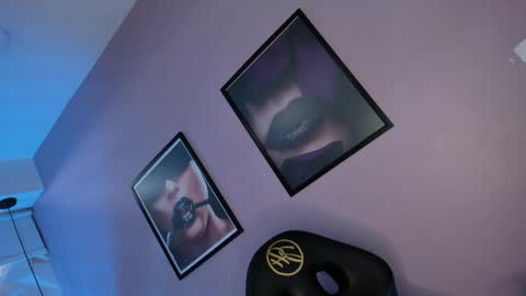 Dalila online show from 12-18-24, 04:39