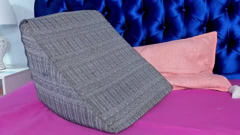 Dalila online show from 12-12-24, 05:37