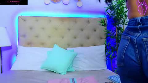 daliyaa_ online show from 11-05-25, 01:44