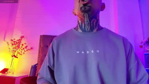 Dallas whitee online show from 04-18-26, 07:51