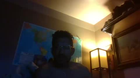 Snapshot of dallaspapi2000 chatting on 12-25-24, 05:26 alex online show from 12-25-24, 05:26