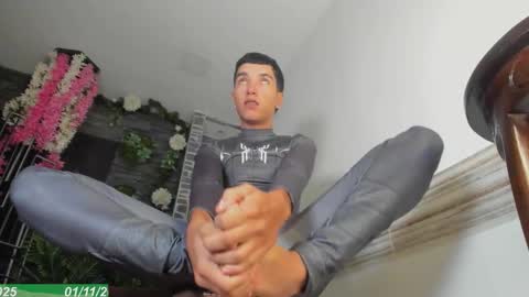 Snapshot of dallen_grant chatting on 11-01-25, 12:18 Dallen Grant online show from 11-01-25, 12:18