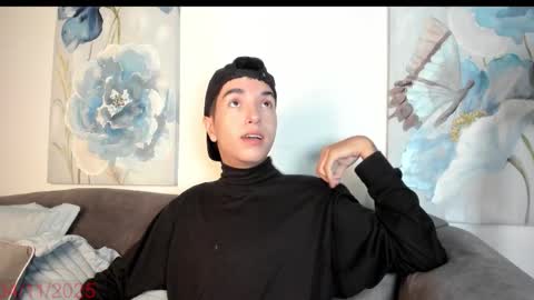 Snapshot of dallen_grant chatting on 11-04-25, 01:32 Dallen Grant online show from 11-04-25, 01:32