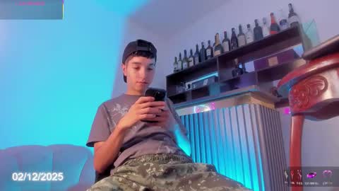 Snapshot of dallen_grant chatting on 12-02-25, 12:43 Dallen Grant online show from 12-02-25, 12:43